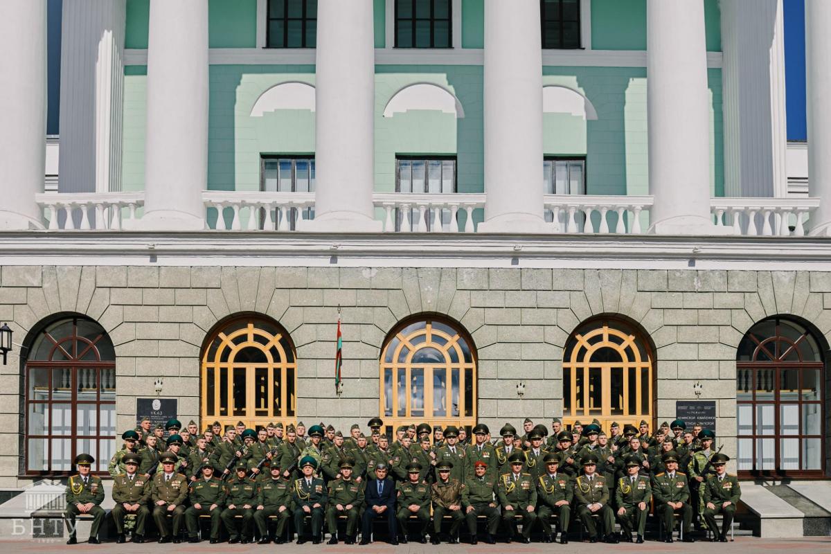 В Архангельске молодые сотрудники регионального управления ФСИН приняли присягу